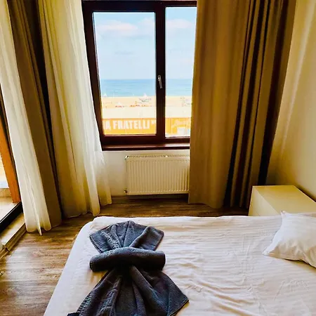 Summerland Apartment