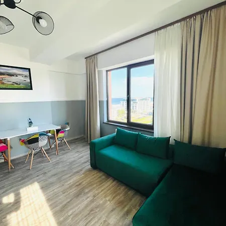 Summerland Apartment