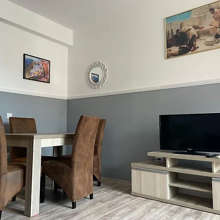 Apartment Summerland